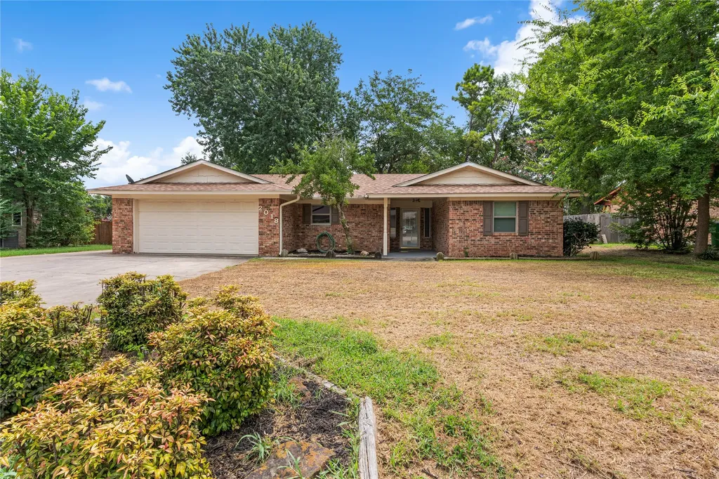 2018 Ashland Street Gainesville TX 76240