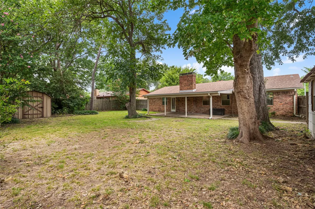 2018 Ashland Street Gainesville TX 76240