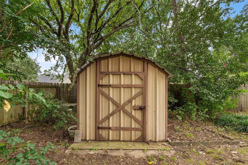 2018 Ashland Street Gainesville TX 76240