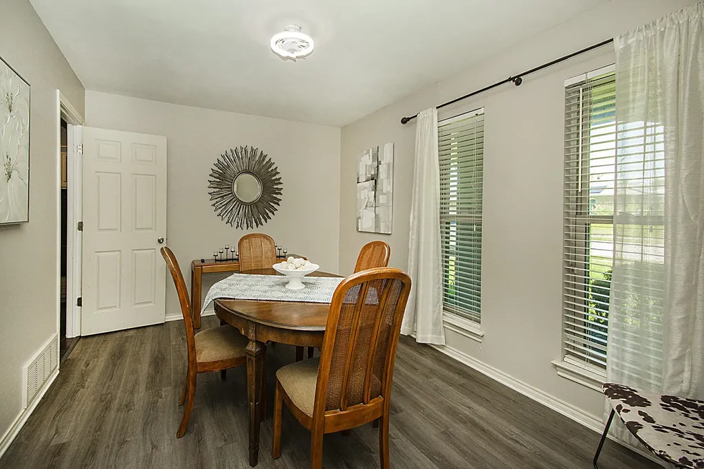 2812 Teakwood Lane Plano TX 75075