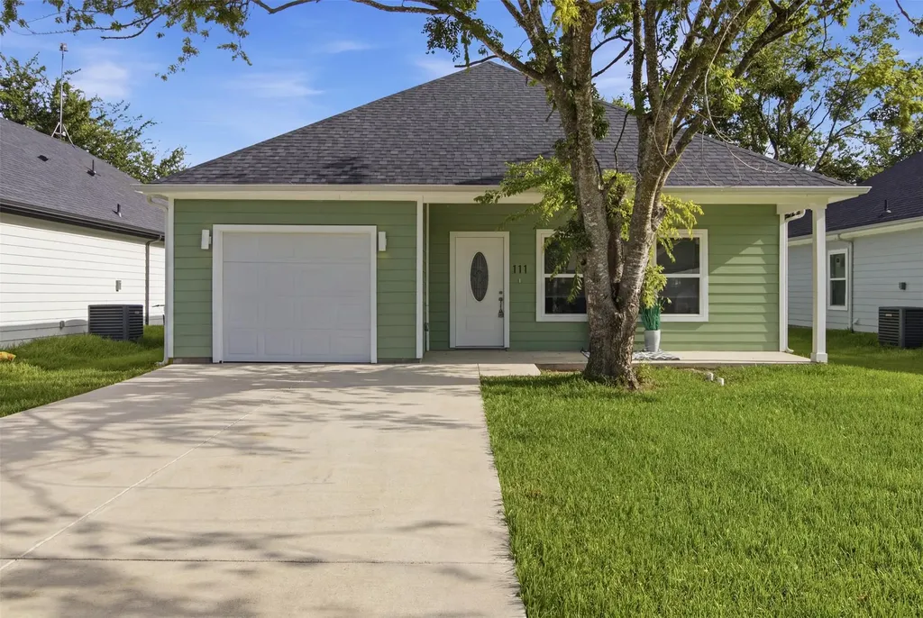 111 Newton Lane Gun Barrel City TX 75156