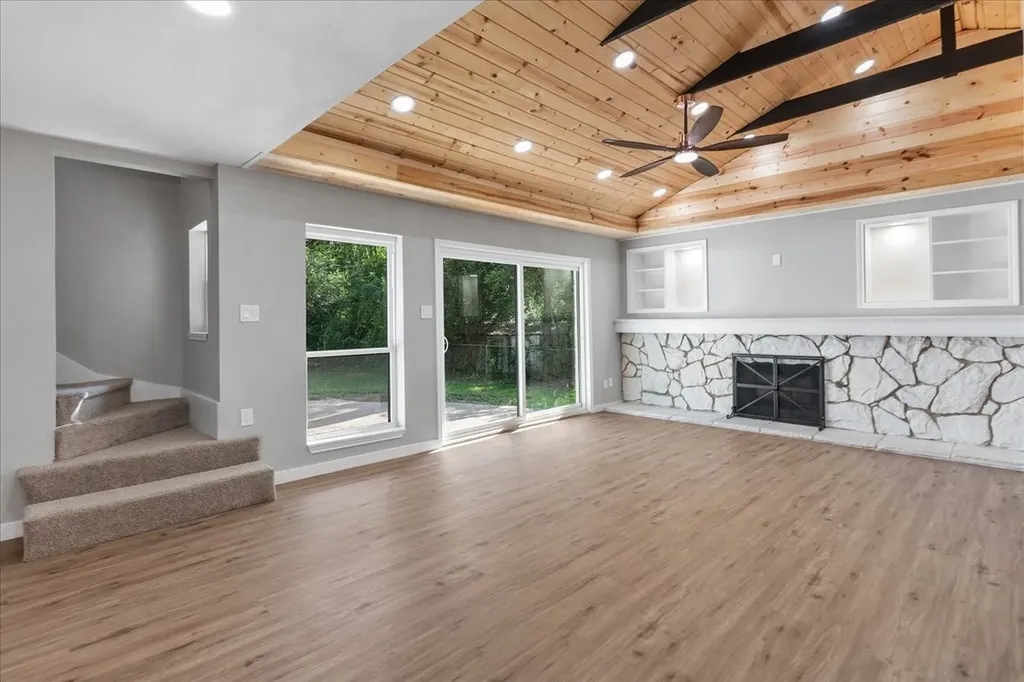 1815 Wellington Court Arlington TX 76013