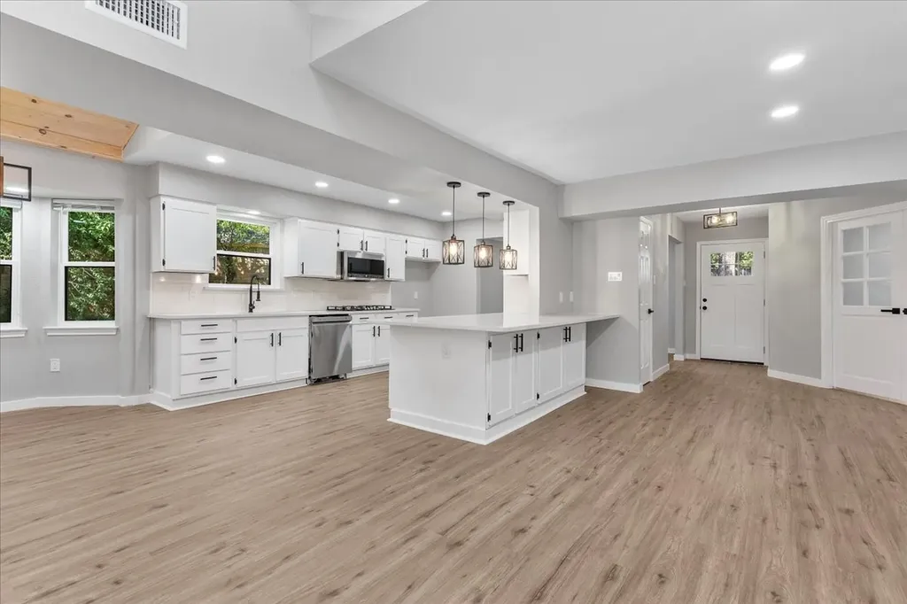 1815 Wellington Court Arlington TX 76013