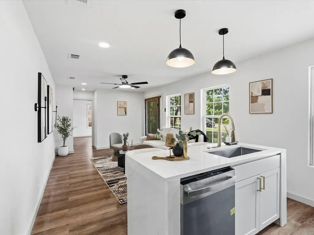 5718 Landino Street Sansom Park TX 76114