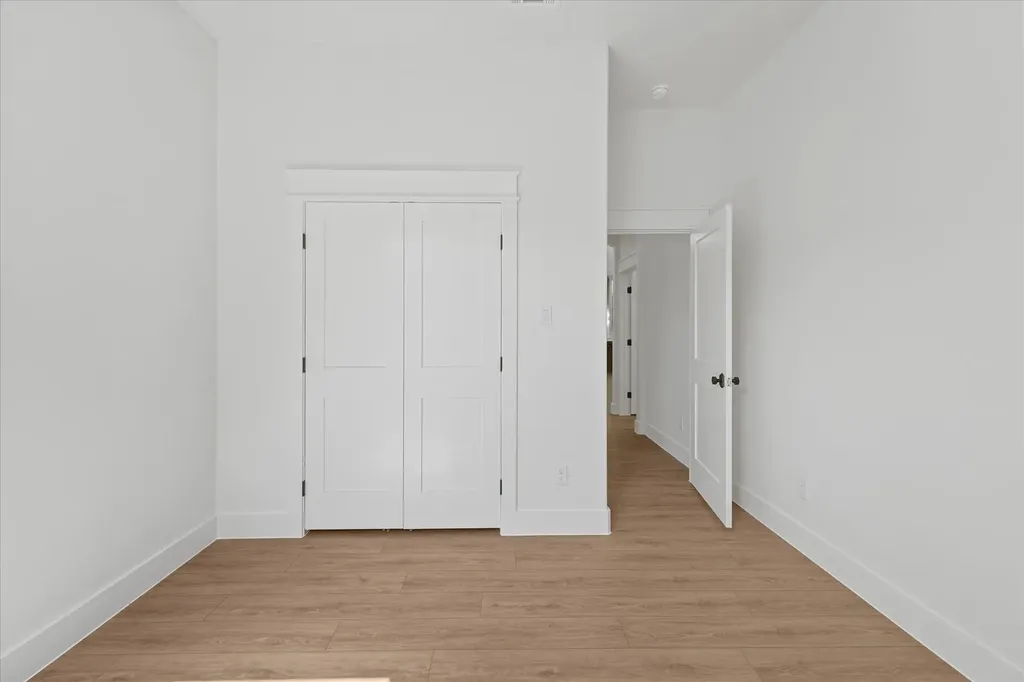 605 N Stewart Street Azle TX 76020