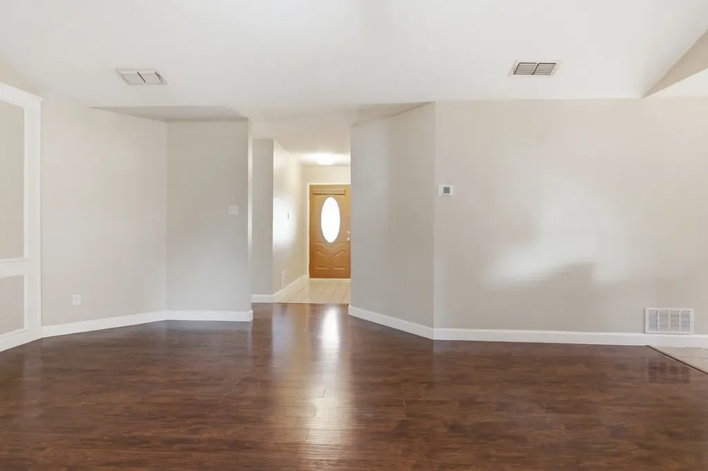 2502 Cranberry Lane Euless TX 76039