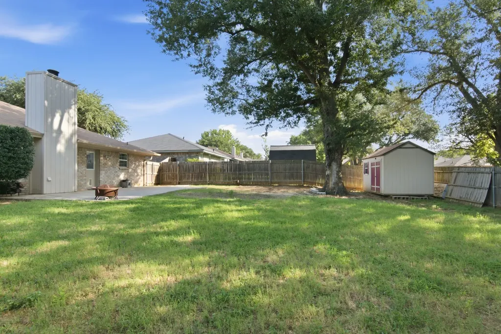 2502 Cranberry Lane Euless TX 76039
