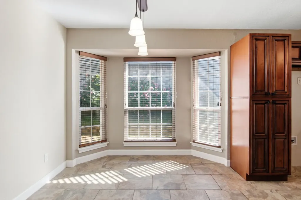 2502 Cranberry Lane Euless TX 76039