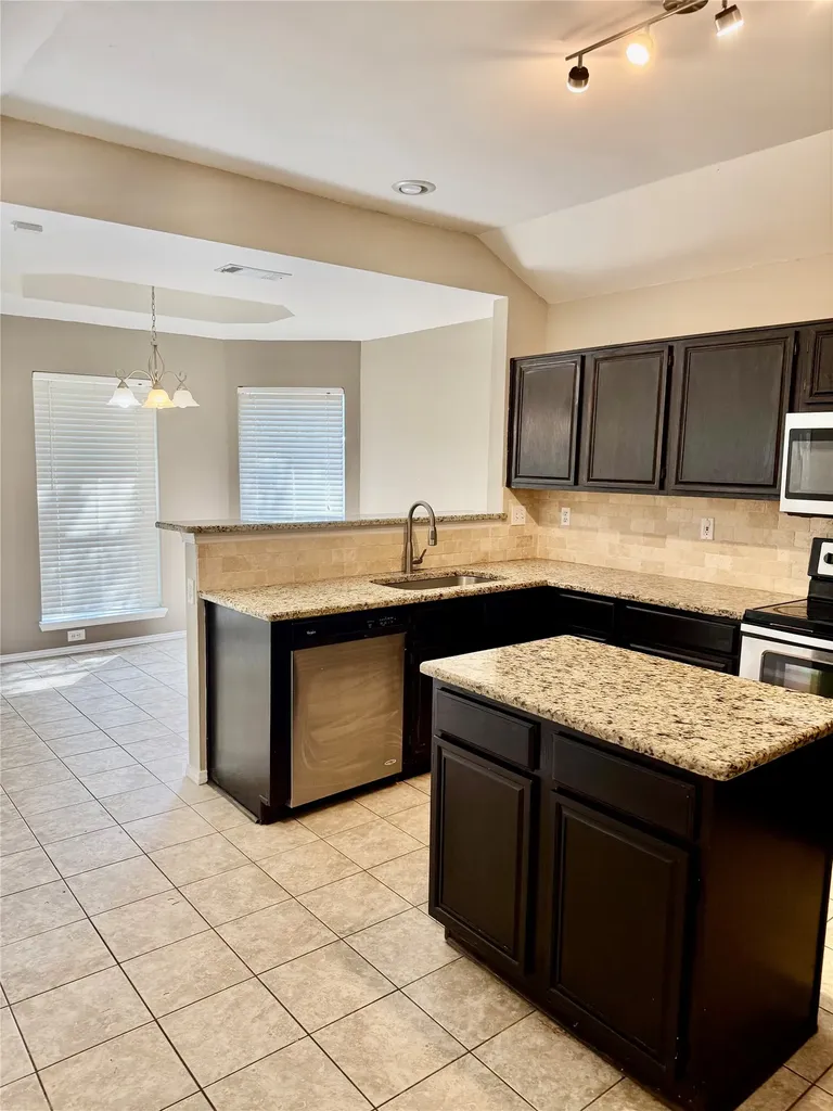 1623 Allen Drive Cedar Hill TX 75104