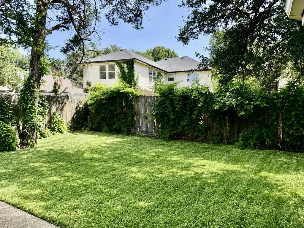 1623 Allen Drive Cedar Hill TX 75104