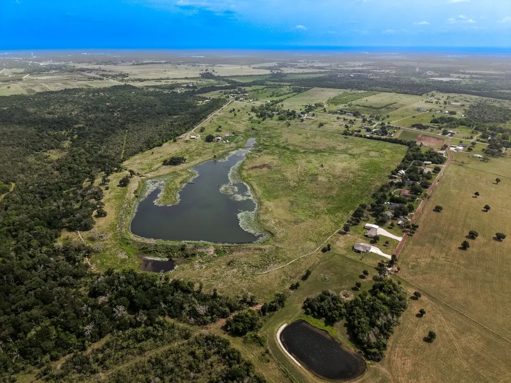 6351 Fm 39 Fm 39 Mexia TX 76667