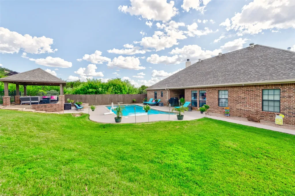 2457 Us Highway 83 84 Tuscola TX 79562