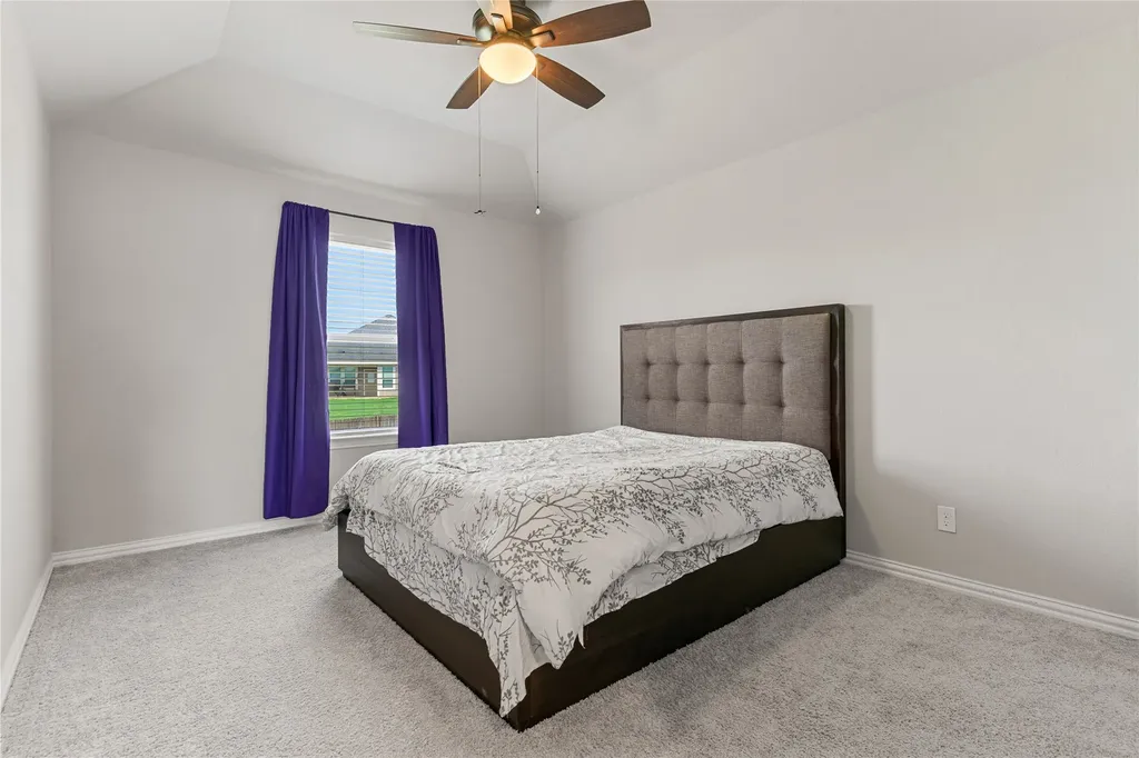 832 Feather Edge Drive Springtown TX 76082