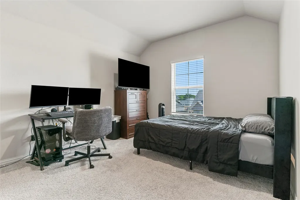 832 Feather Edge Drive Springtown TX 76082