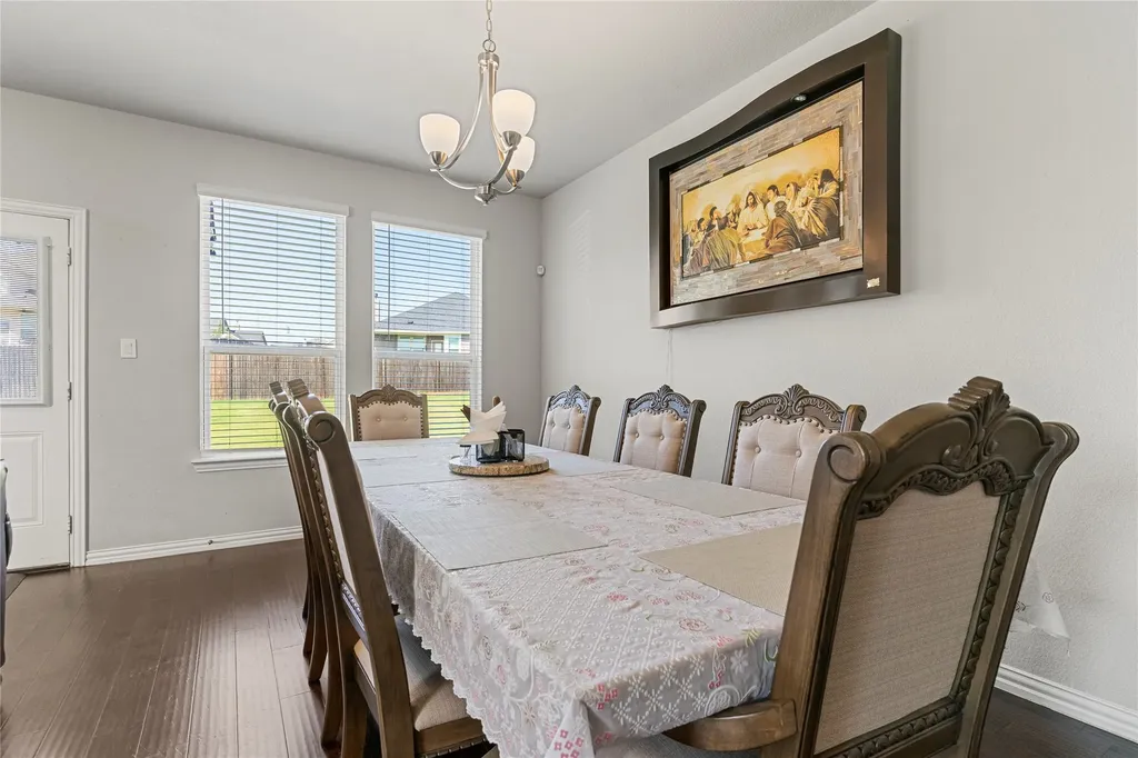 832 Feather Edge Drive Springtown TX 76082