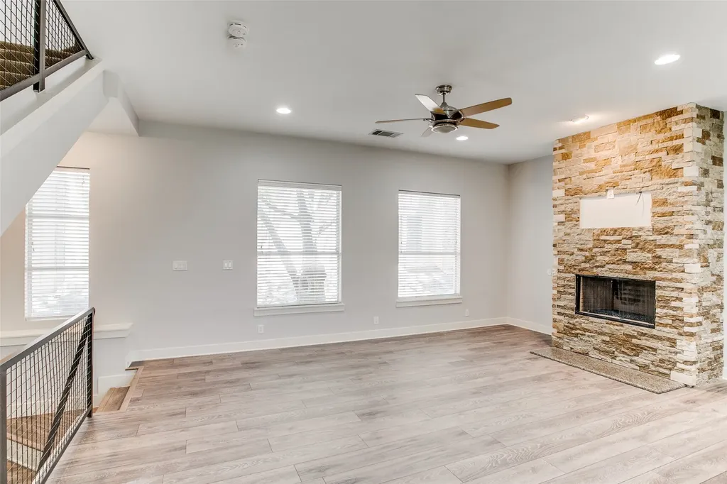 3824 Brown Street Dallas TX 75219