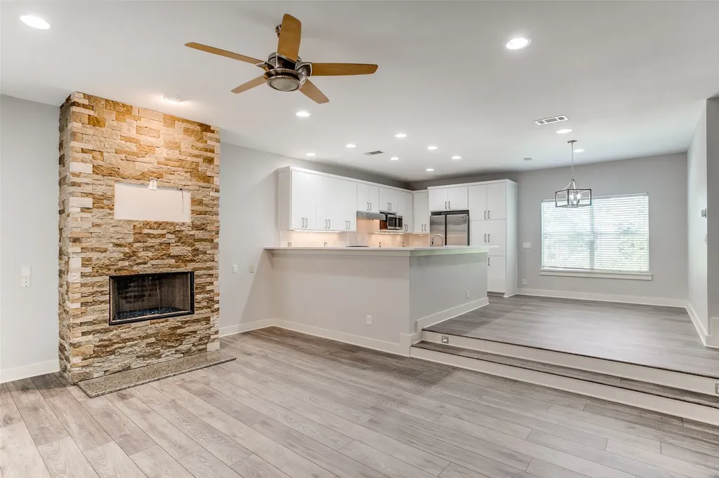 3824 Brown Street Dallas TX 75219