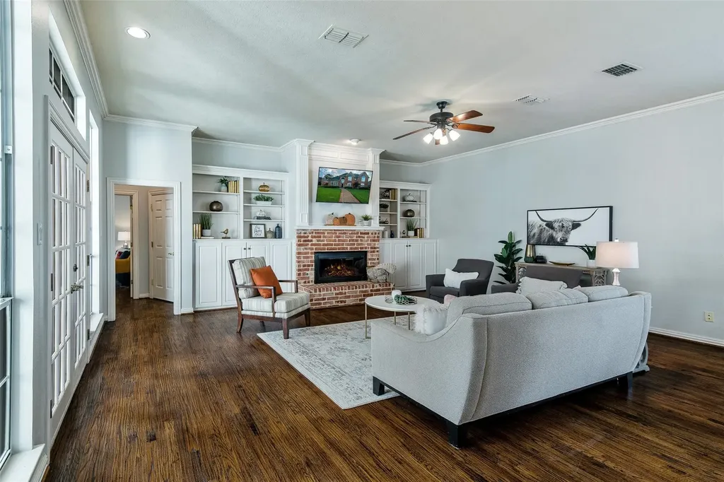 4464 Longfellow Drive Plano TX 75093