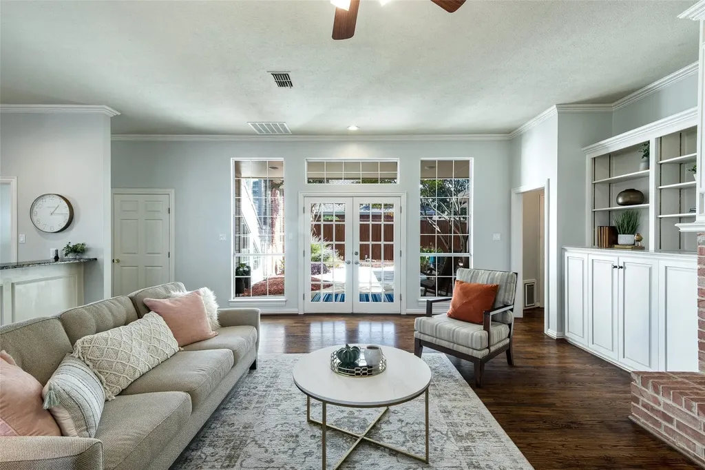 4464 Longfellow Drive Plano TX 75093