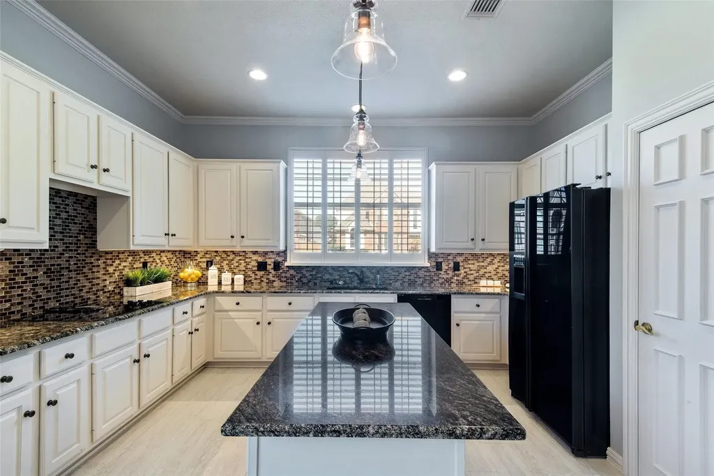 4464 Longfellow Drive Plano TX 75093