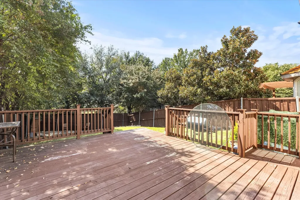 4223 Castle Rock Court Irving TX 75038
