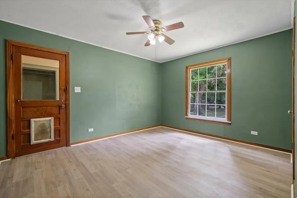 280 North Emory TX 75440