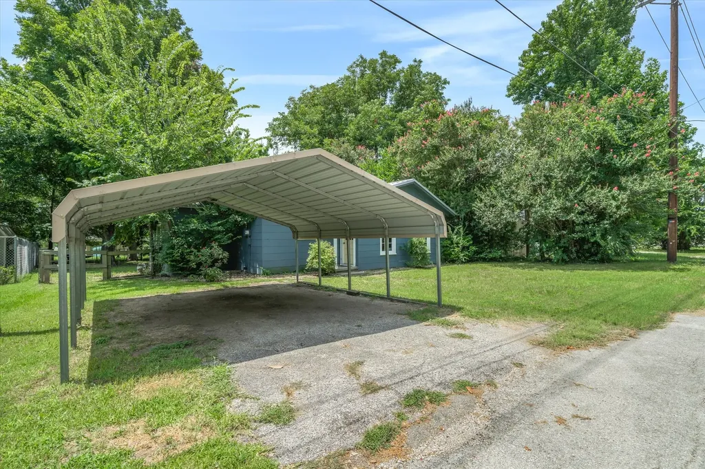 280 North Emory TX 75440