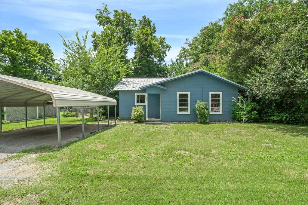 280 North Emory TX 75440