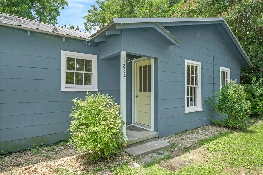 280 North Emory TX 75440