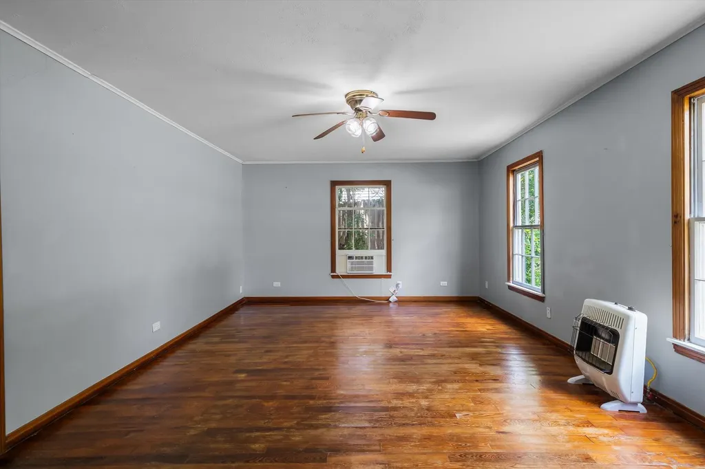 280 North Emory TX 75440
