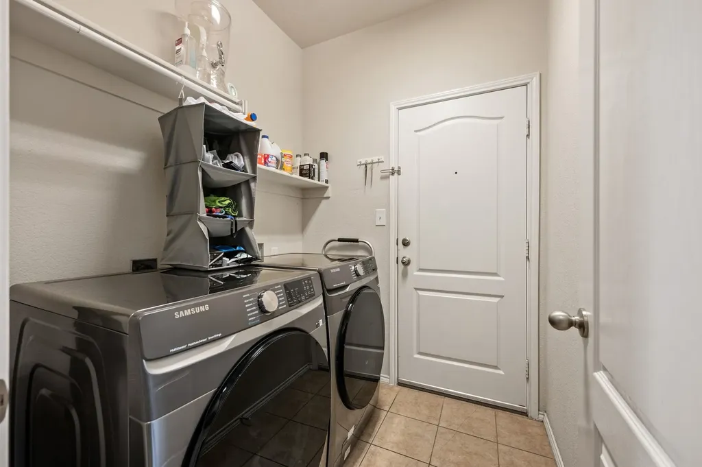 13160 Larks View Point Fort Worth TX 76244