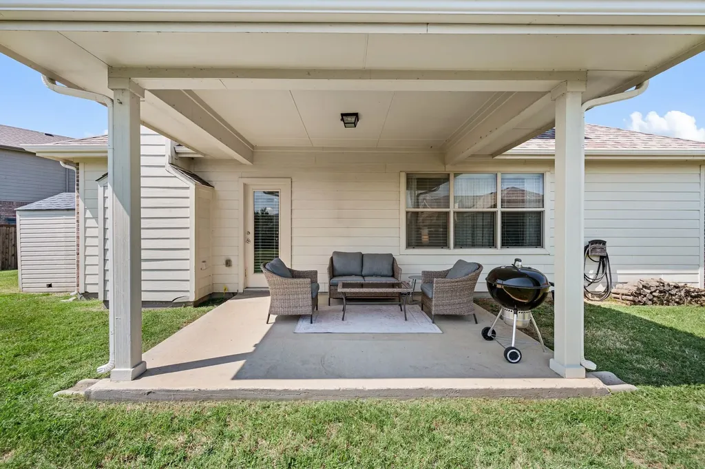 13160 Larks View Point Fort Worth TX 76244