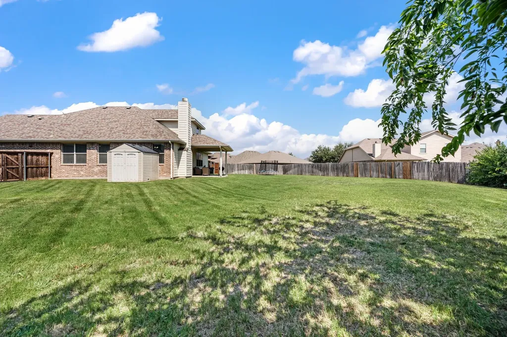 13160 Larks View Point Fort Worth TX 76244