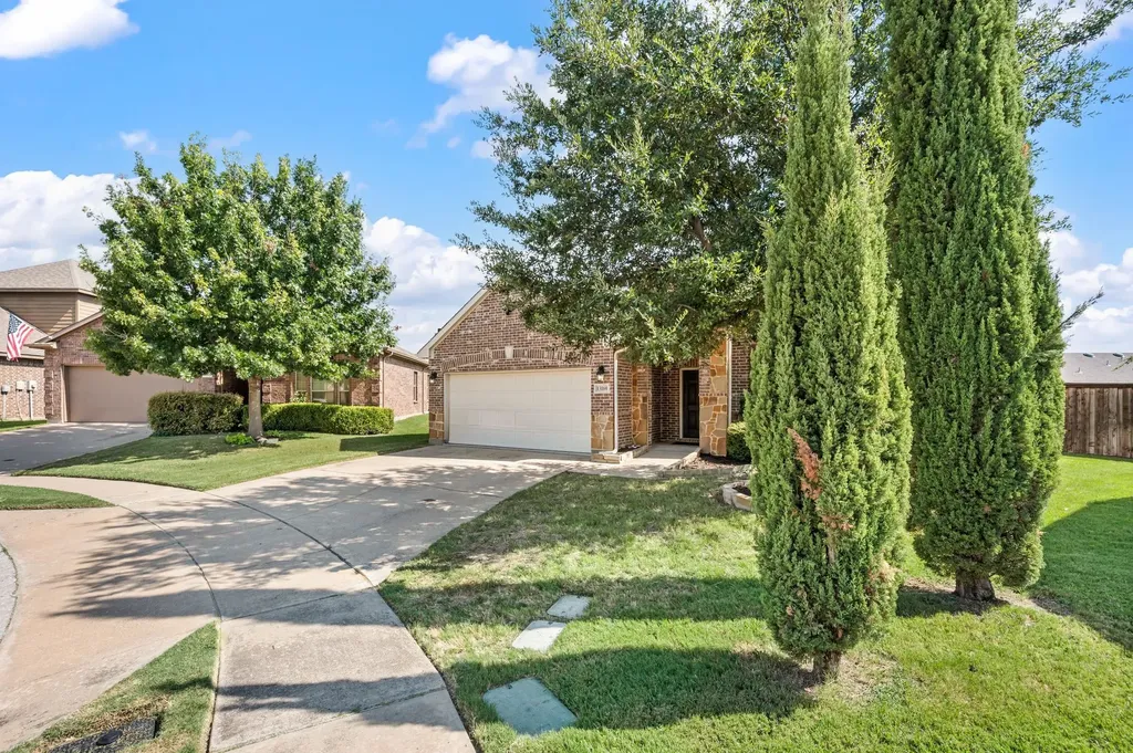 13160 Larks View Point Fort Worth TX 76244