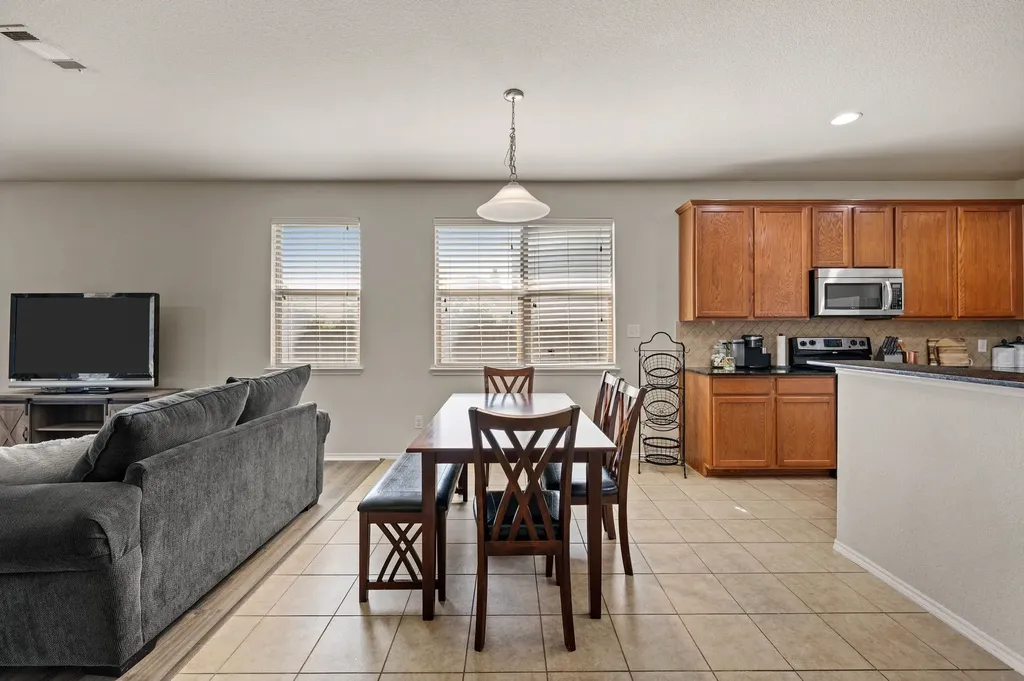 13160 Larks View Point Fort Worth TX 76244