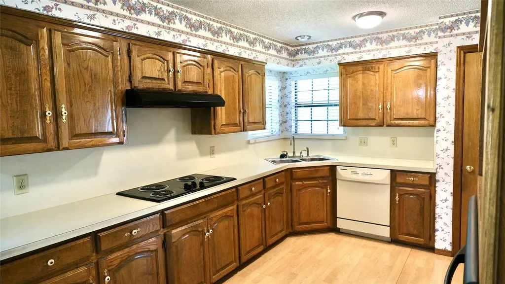 4724 Meadowview Drive Mesquite TX 75150