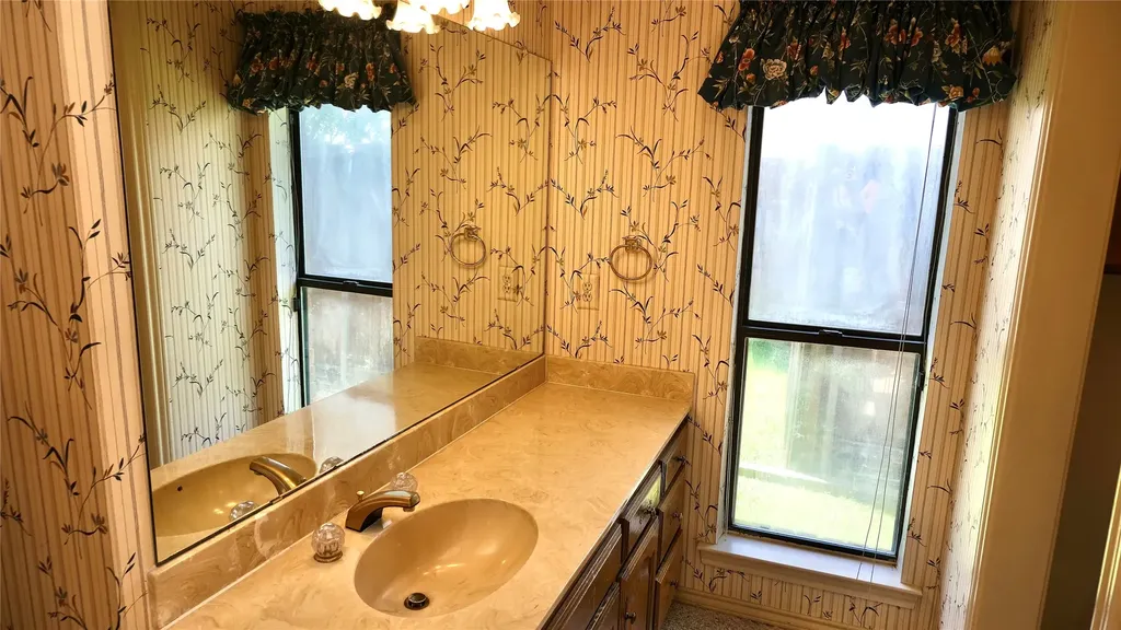 4724 Meadowview Drive Mesquite TX 75150