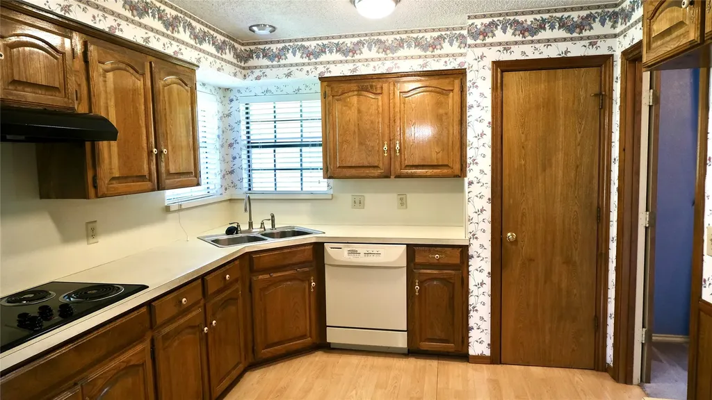 4724 Meadowview Drive Mesquite TX 75150