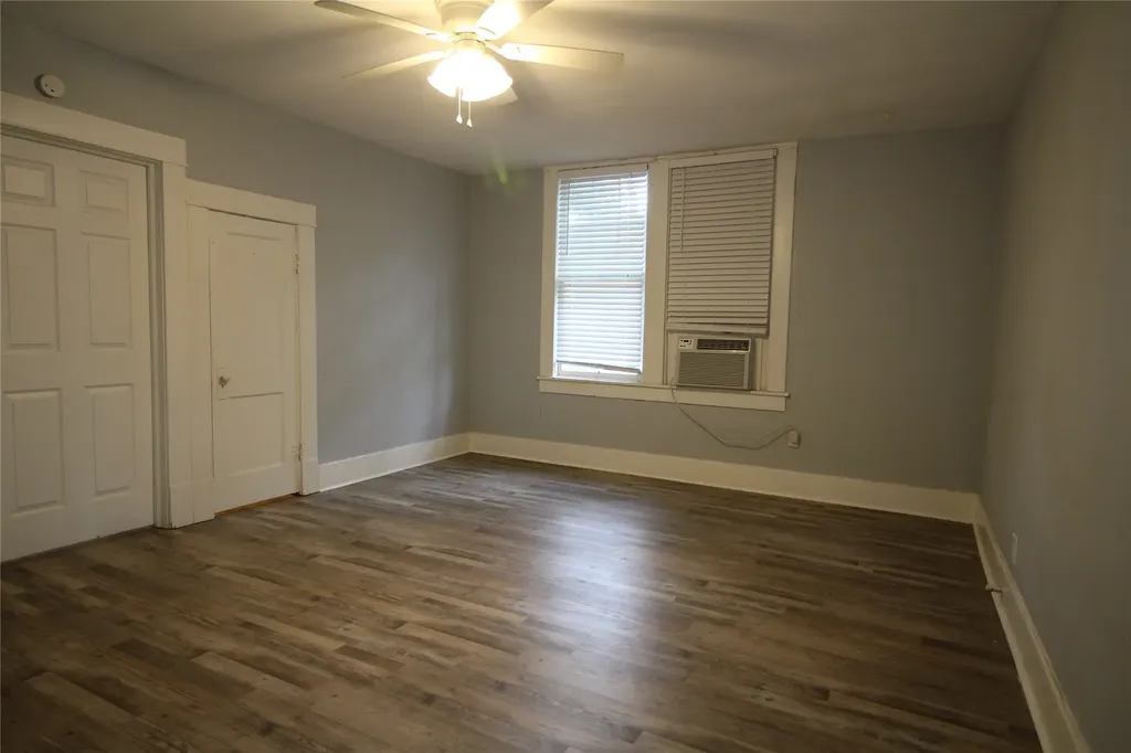 2413 Creswell Avenue Shreveport LA 71104