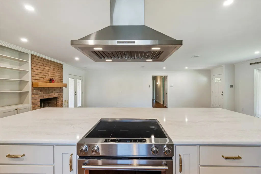 6409 Poco Court Fort Worth TX 76133