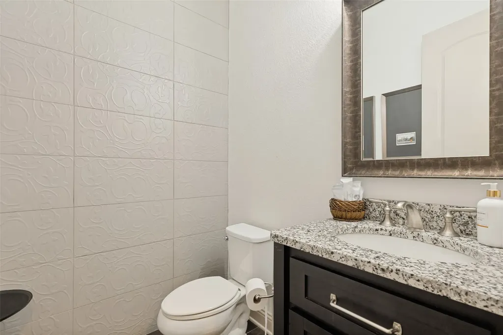 2901 Merryglen Lane Flower Mound TX 75022