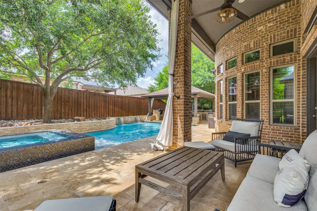 2901 Merryglen Lane Flower Mound TX 75022
