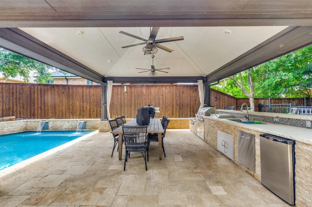 2901 Merryglen Lane Flower Mound TX 75022