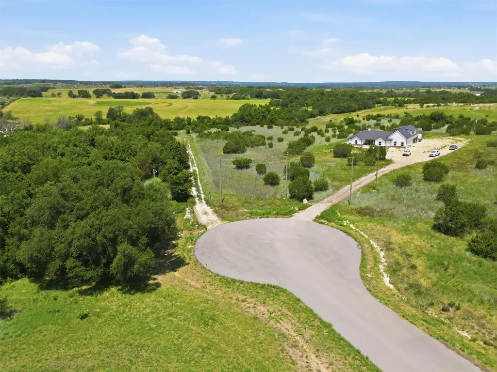 625 Hollow Drive Lipan TX 76462
