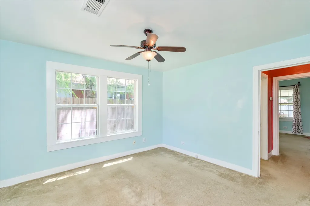 3332 Ryan Avenue Fort Worth TX 76110