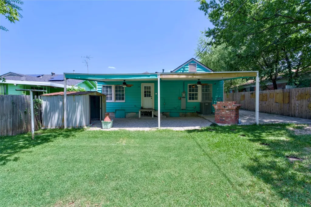 3332 Ryan Avenue Fort Worth TX 76110