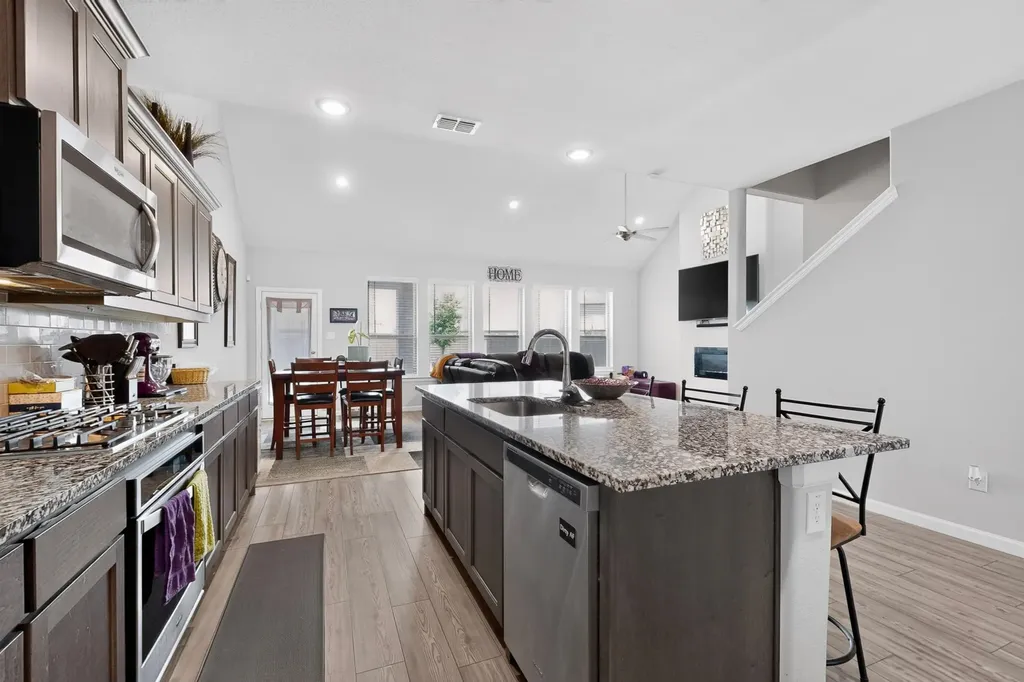 6725 Aster Drive Venus TX 76084