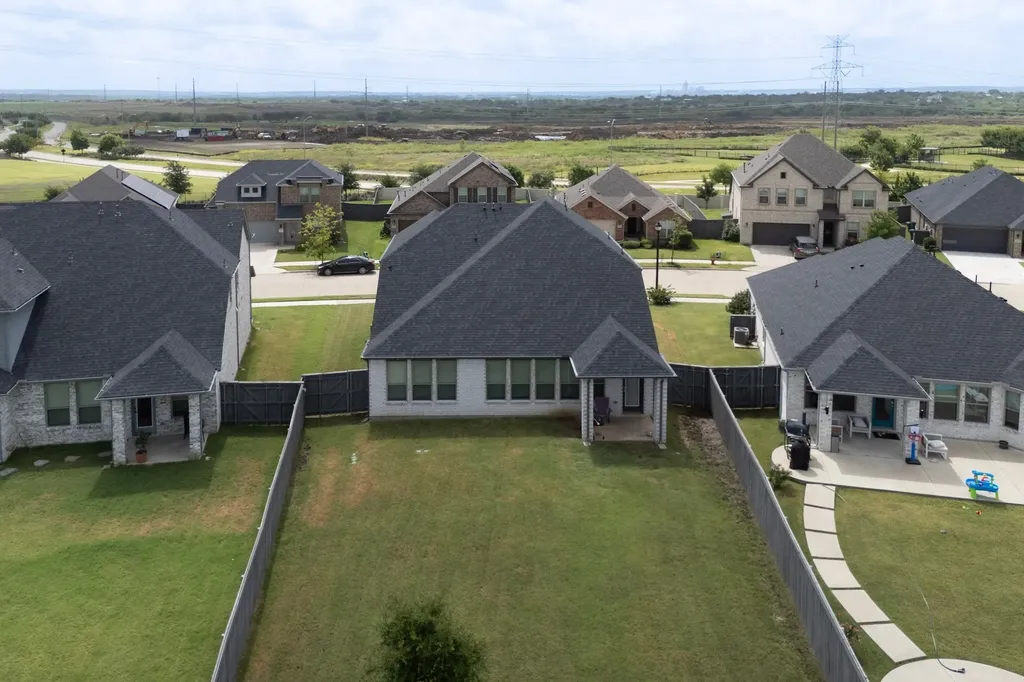 6725 Aster Drive Venus TX 76084