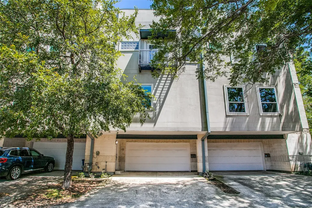 3824 Brown Street Dallas TX 75219