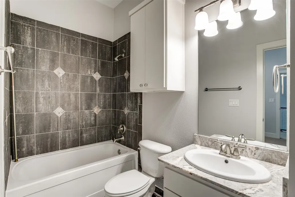 3824 Brown Street Dallas TX 75219